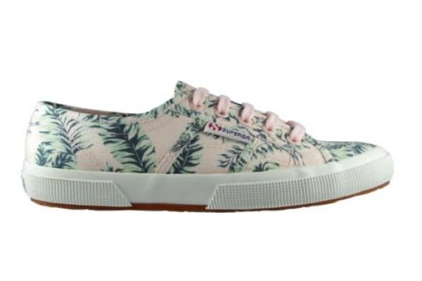 Queue Shoes