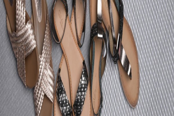 Queue Shoes