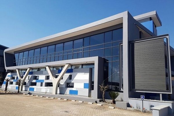 DST Glass & Aluminium