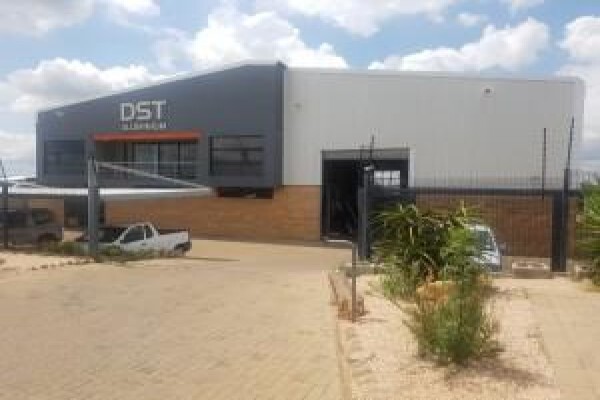 DST Glass & Aluminium