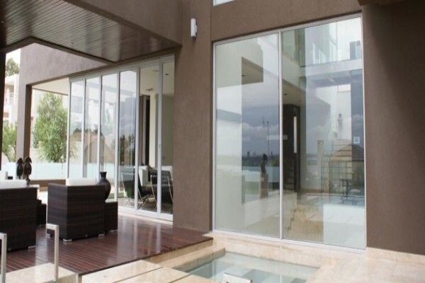 DST Glass & Aluminium
