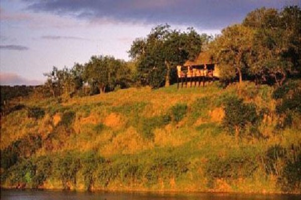 Footprints Inn