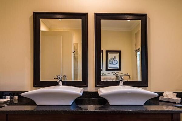 Melrose Place Guest Lodge