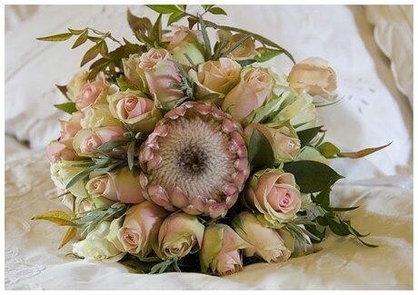 FLOWERS BY ANGELIKA