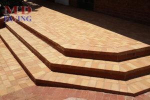 M D Paving