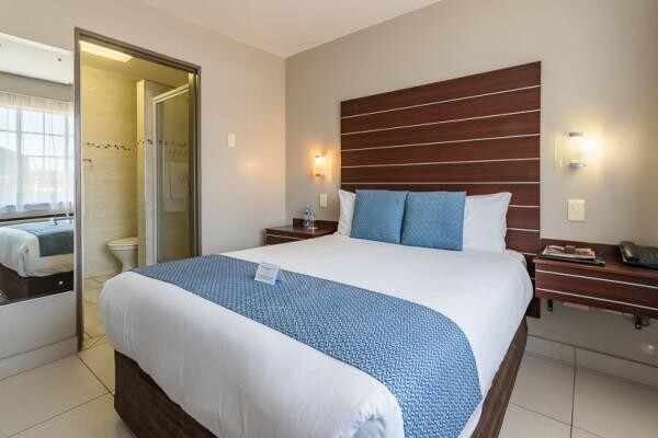 Hotel Savoy & Conference Centre