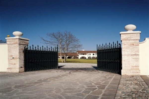 Hansa Gates
