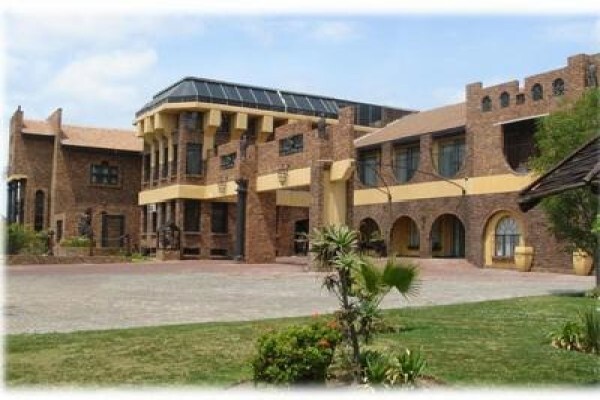 Emalahleni Castle Hotel
