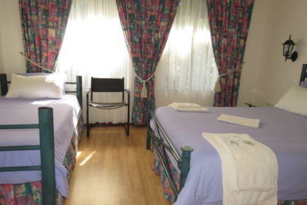 Mdoni House Guest Lodge