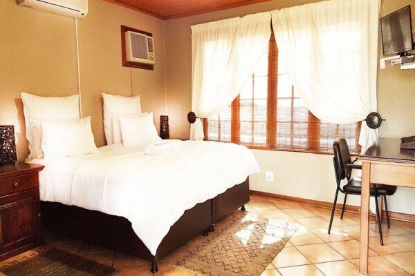Farquhar Lodge