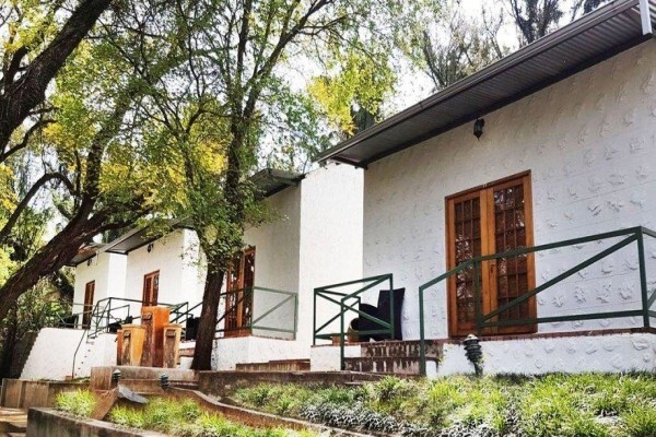 Farquhar Lodge