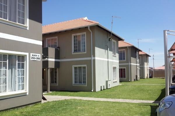 Alec Massel Real Estate (Pty) Ltd
