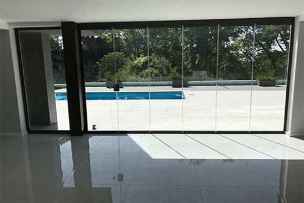 Table View Glass & Aluminium