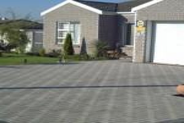 B & B Paving CC