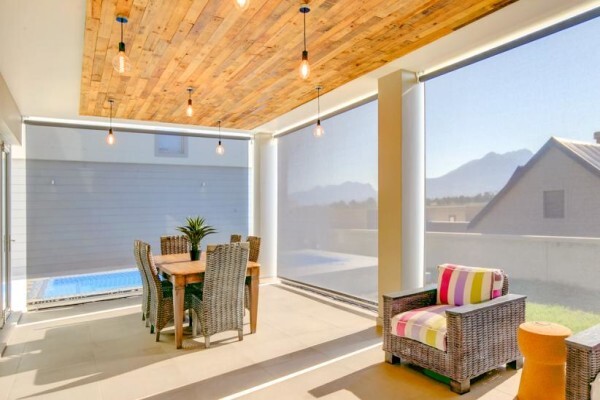 Jomar Blinds & Curtains