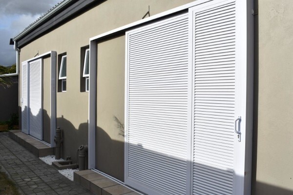 J R Holiday Accommodation