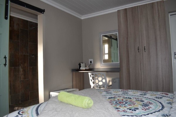 J R Holiday Accommodation