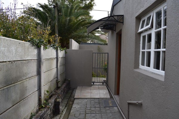 J R Holiday Accommodation