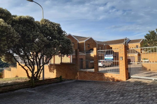 Harcourts (Beachfront)