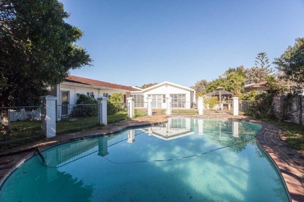 Harcourts (Beachfront)