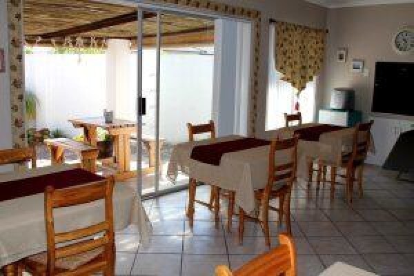 Makarios B & B