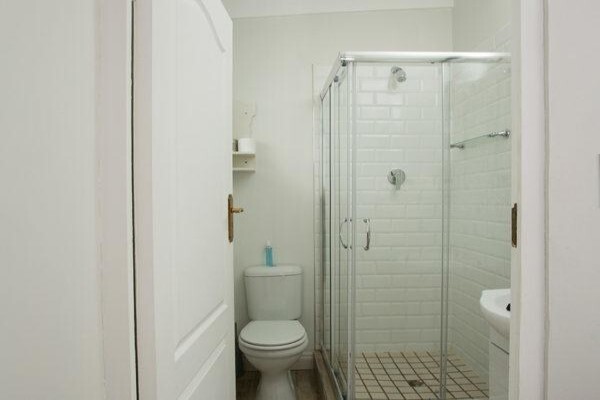Ocean Hideaway B & B