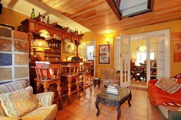 Raptor's Rest B & B