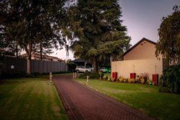 Diamond Rose Guesthouse