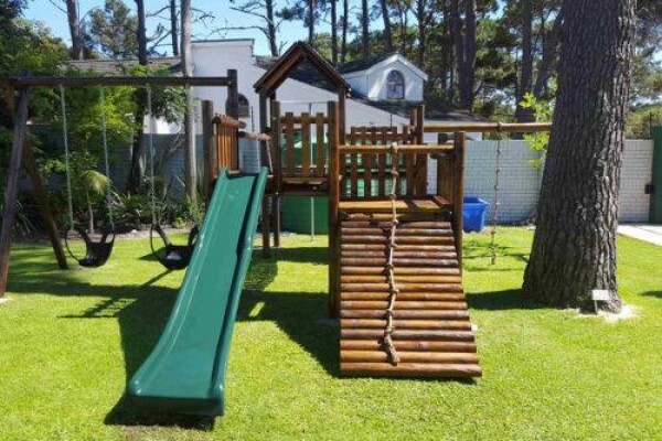 Jungle Mania Structures