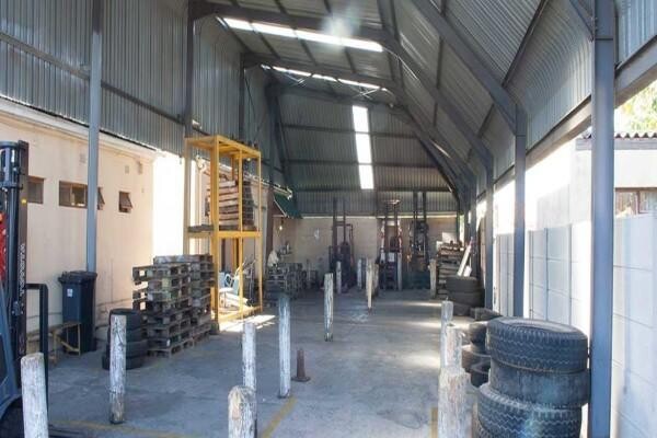 He & She Driving School:Bergvliet