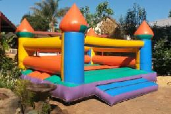 Crazy Castles