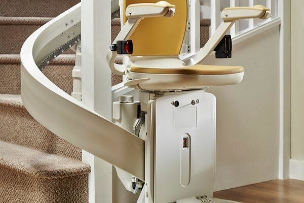 GOLDING's ORTHOPAEDIC CENTRE:If No Reply