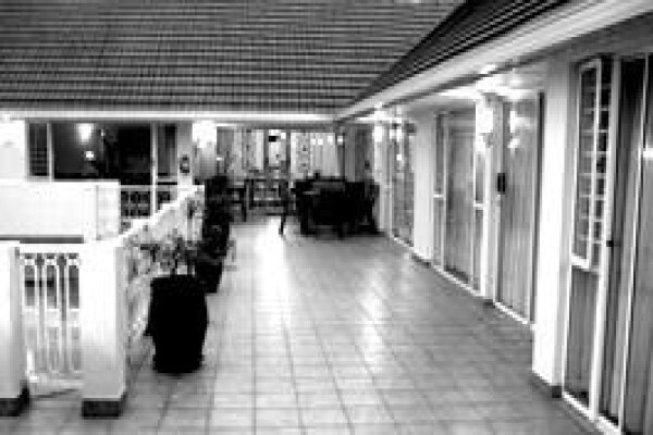 Mandalay Bed & Breakfast & Conference Centre