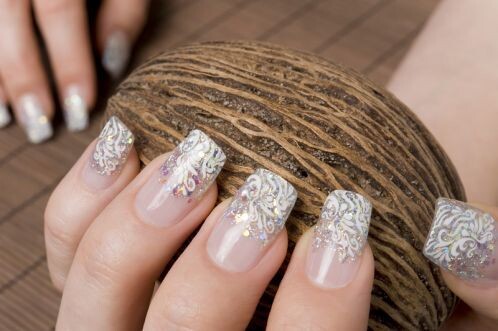 Monalisa Platinum Nails