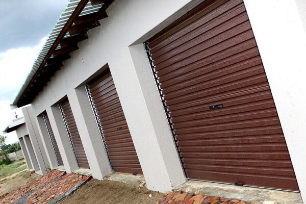 Airport Lodge & Guest House