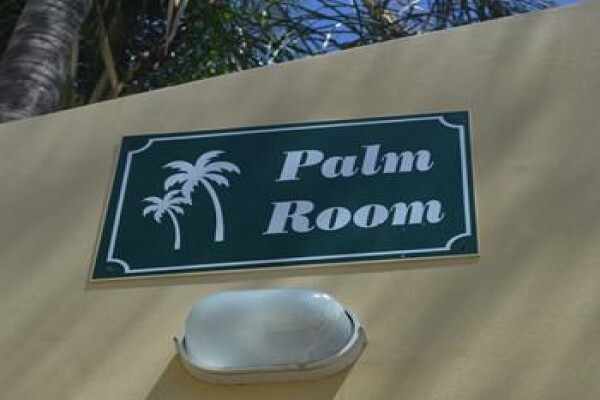 Guest House The Palms