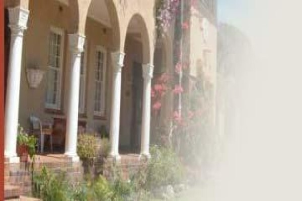 Topsail House Lodge