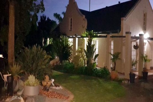 Palm Grove Guest House
