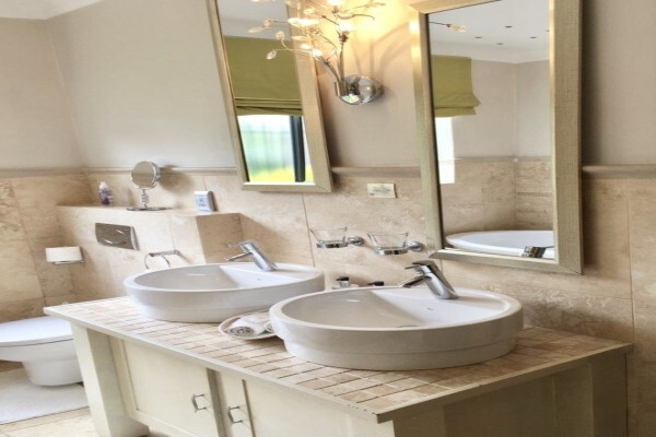 SW1 Luxury Guest Retreat & Boutique Spa