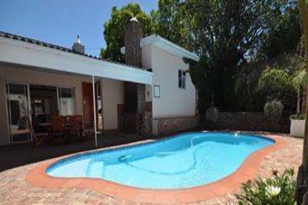 Colonel Graham Guest House