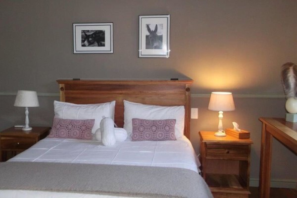 Housemartin Guest Lodge