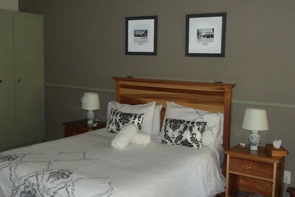 Housemartin Guest Lodge