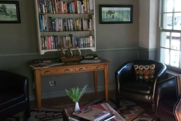 Housemartin Guest Lodge