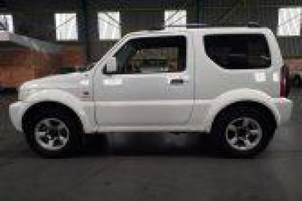 Auto World Car Auctioneers