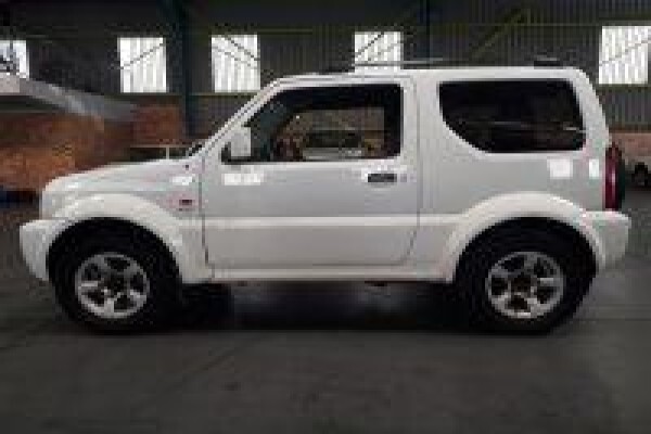 Auto World Car Auctioneers