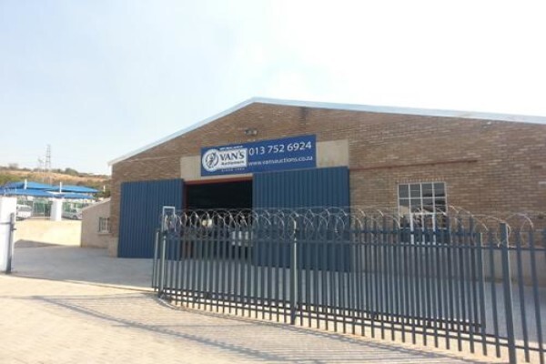 Van's Auctioneers