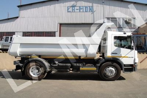 La-Mon Tankers & Trailers