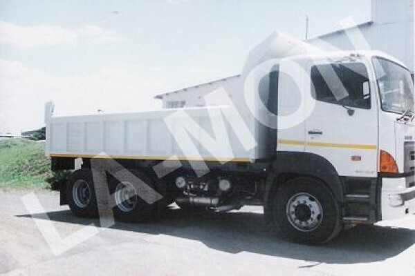 La-Mon Tankers & Trailers