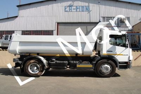 La-Mon Tankers & Trailers