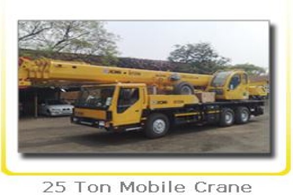 Universal Crane Hire CC